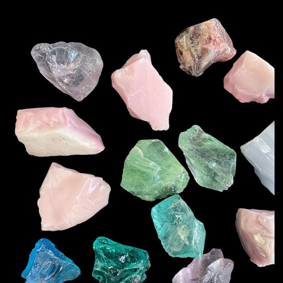 Art Glass Cullet Glowing Manganese Uranium Glass Bulk Assortment 2.5 LBS #5GA4 - Picture 5 of 9